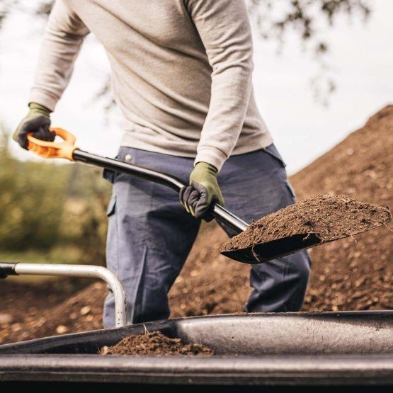 Лопата совкова для бетону Fiskars Solid (1067518) 1067518 фото